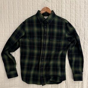 Taylor Stitch “The Ledge” Dark Green Plaid Button Down Shirt
